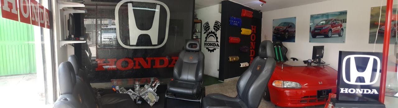 Interior del local Auto Japón Quito